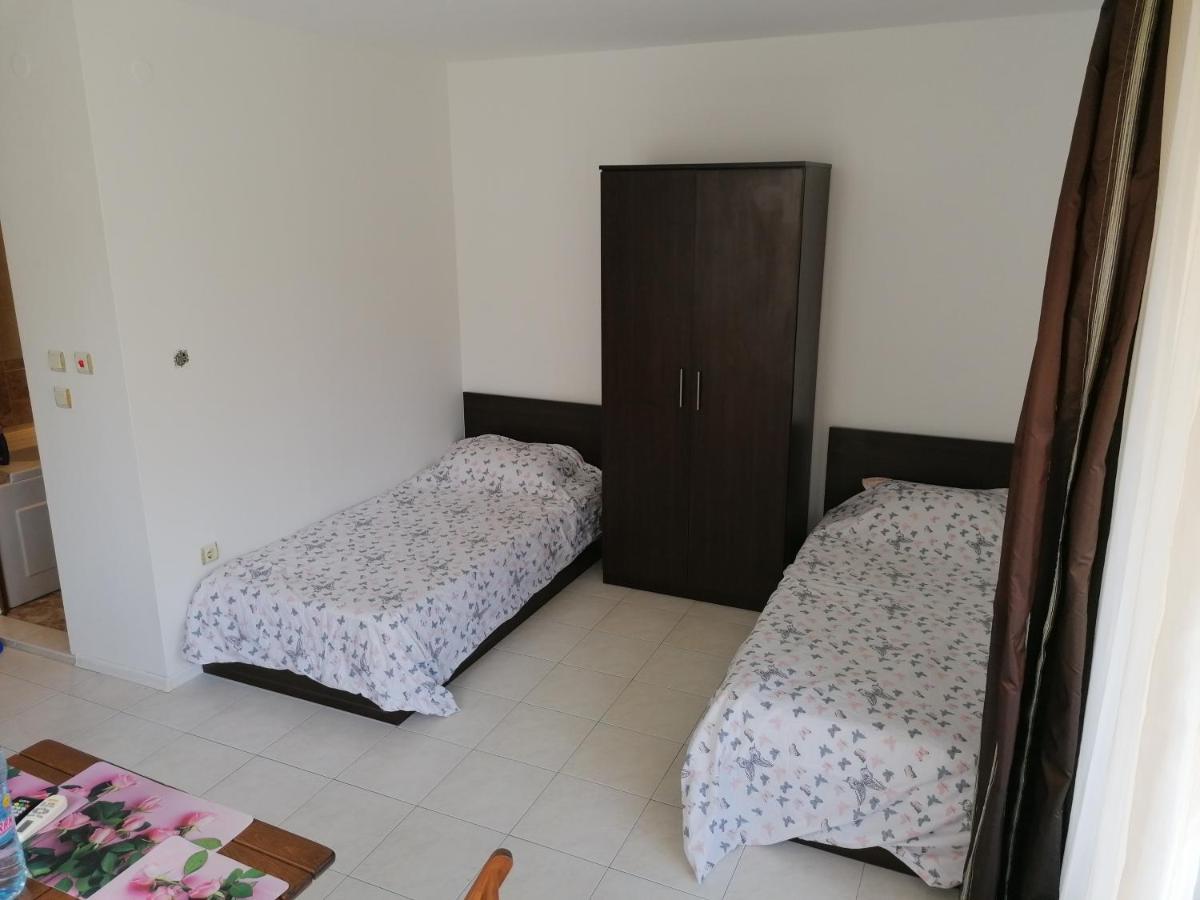 Triumph Holiday Village Sveti Vlas Exterior photo