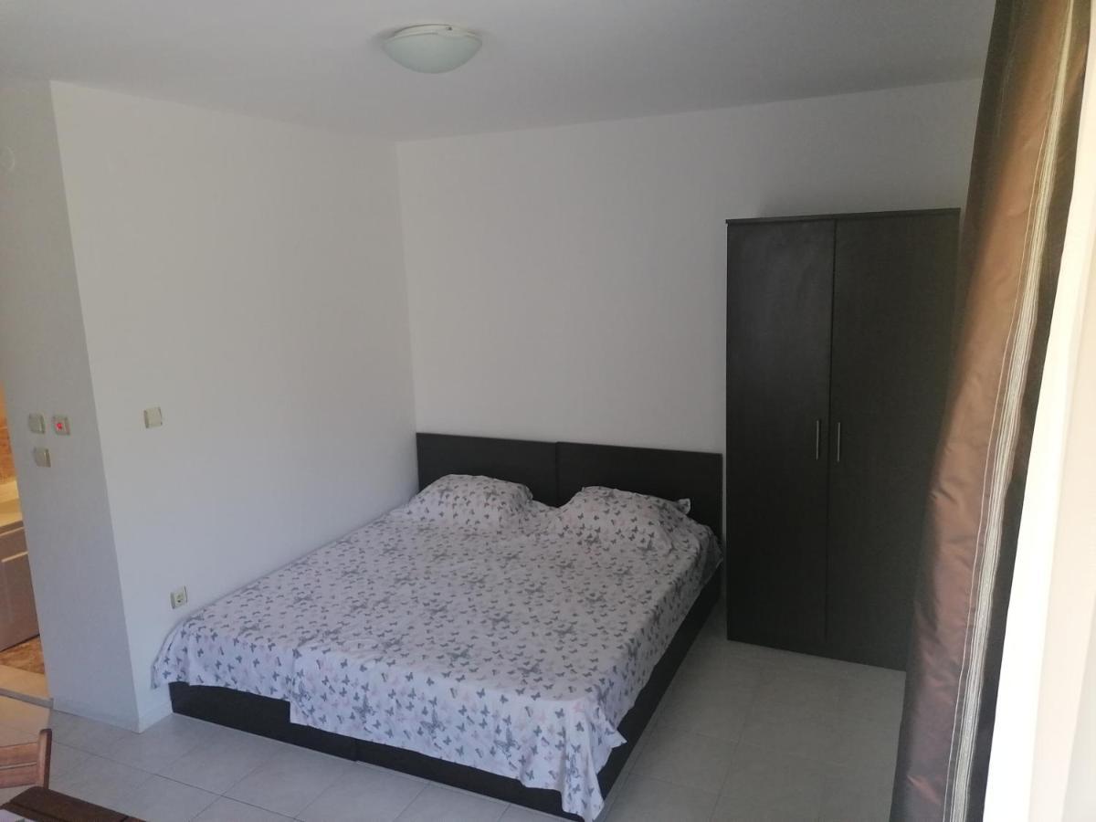 Triumph Holiday Village Sveti Vlas Exterior photo